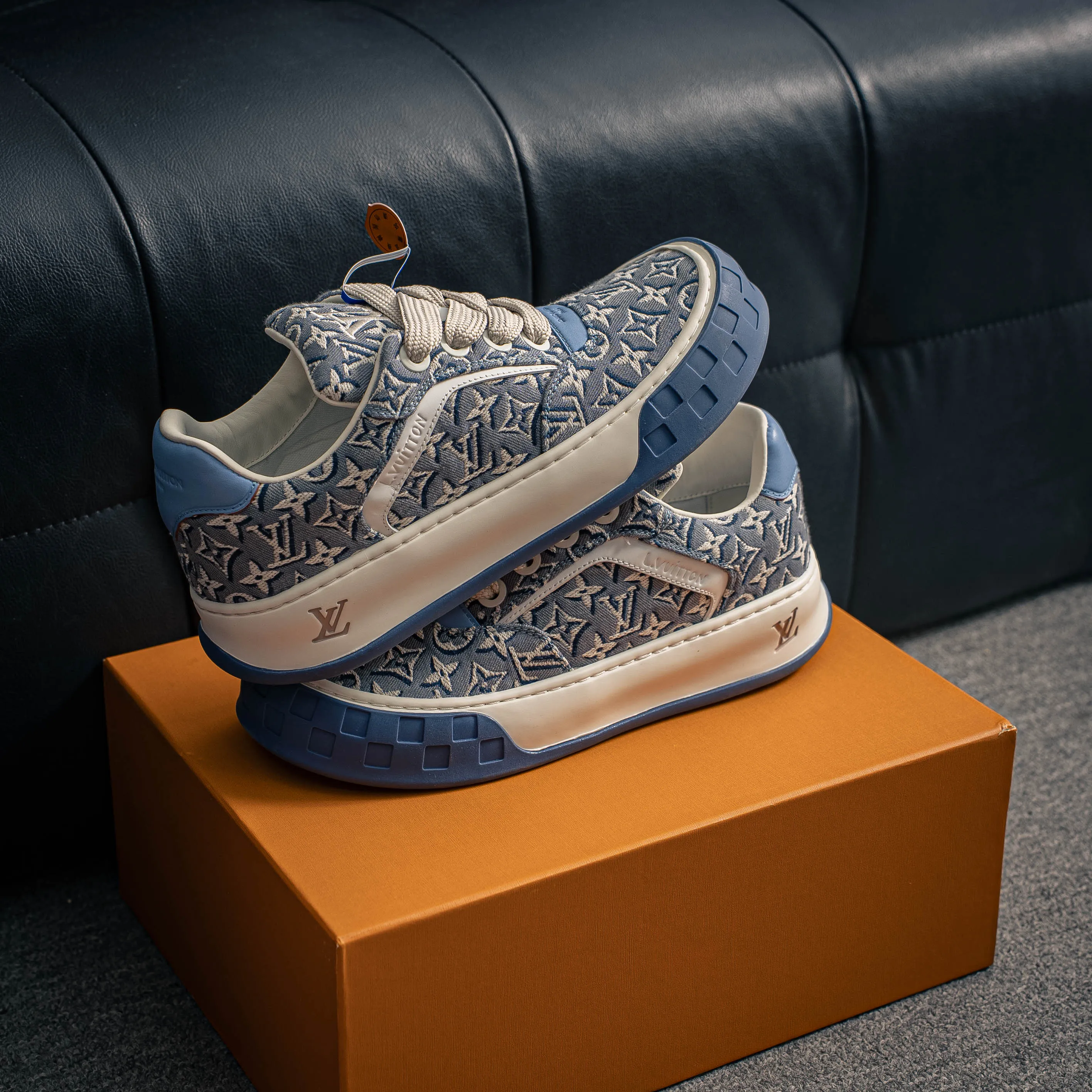 # LV tilted ， Shoes，Sneakers， Shoes，Skate Shoes~~ Sneakers， LV Shoes ， Cushioning TPU Vuitton ，
